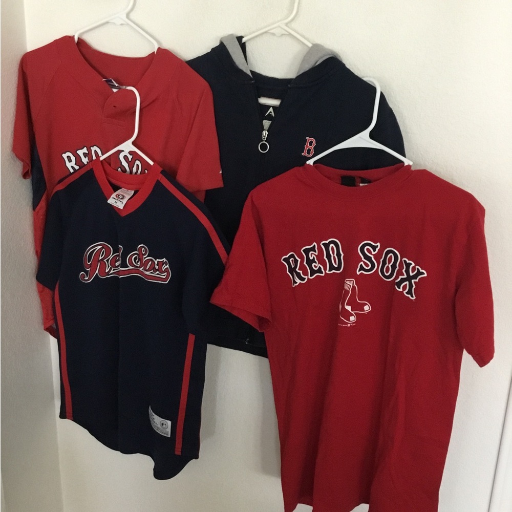Lot of 4 Boston Red Sox jerseys, hoodie and t shirt women’s size medium